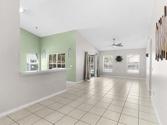 5th image of 40045 PALM STREET