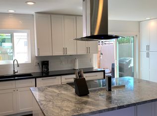 19928 Piccadilly Ln, Huntington Beach, CA 92646