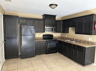 1903 Oasis Dr, Mission, TX 78572