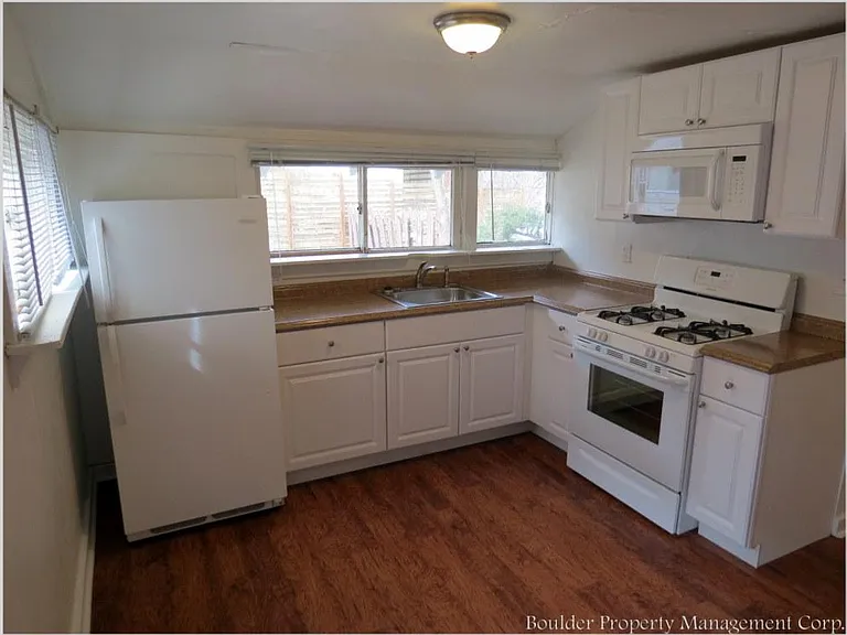 645 Arapahoe Ave #1/2 — Photo 2