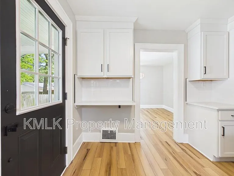 2899 Northland St — Photo 17