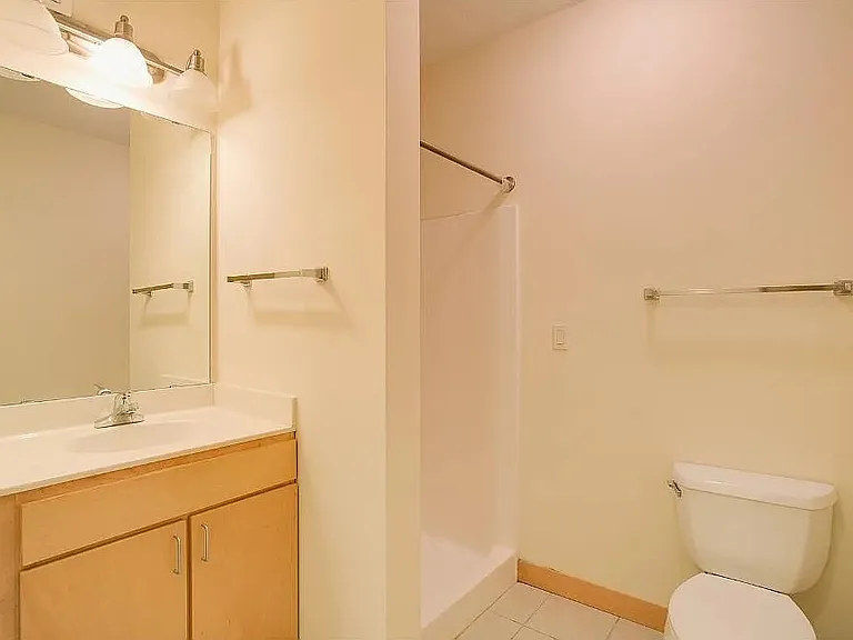 2600 University Ave SE #315 — Photo 15
