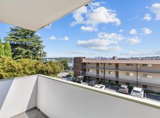 2144 Waverly Pl N APT 3, Seattle, WA 98109