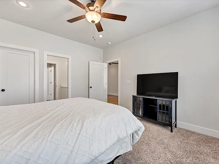 2182 N Woodlark Ln — Photo 20