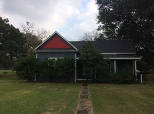 2903 Nichols Ave, Bay City, TX 77414