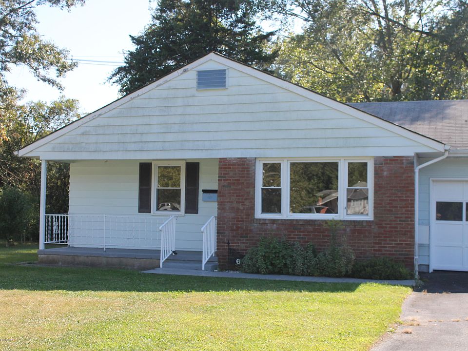 1st image of 6 Bellflower Ct