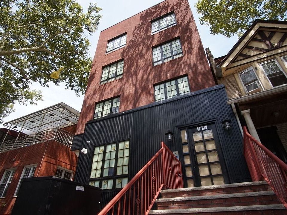 1st image of 1027 President St #1W