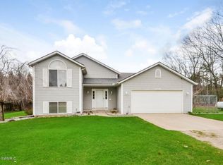 3572 Blue Spruce Ln, Hamilton, MI 49419