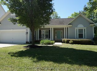 3927 Meadow Green Dr, Charlotte, NC 28269