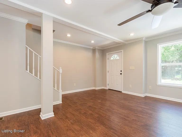 11502 Bellewood Garden Ct — Photo 35