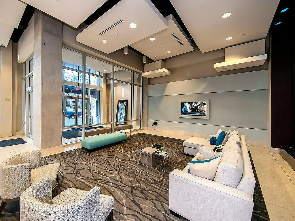 1 bed, 670 sqft, $1,650 — Photo 4