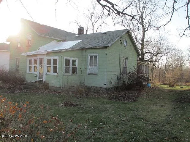 322 S Saint Joseph St photo 1