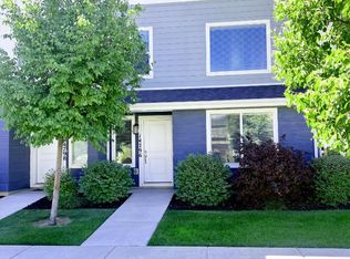 14796 S Rising Star Way, Bluffdale, UT 84065