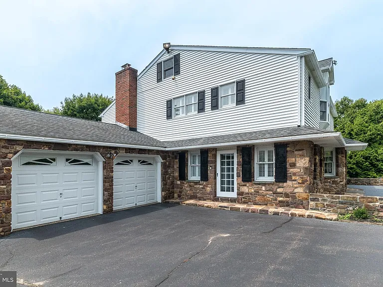 38 Chestnut Valley Dr — Photo 40