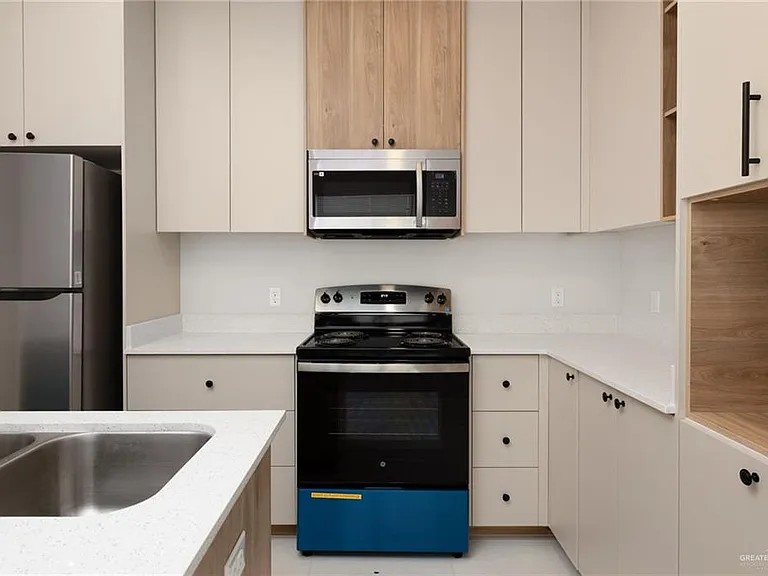 4305 Heron Ave #6 — Photo 11