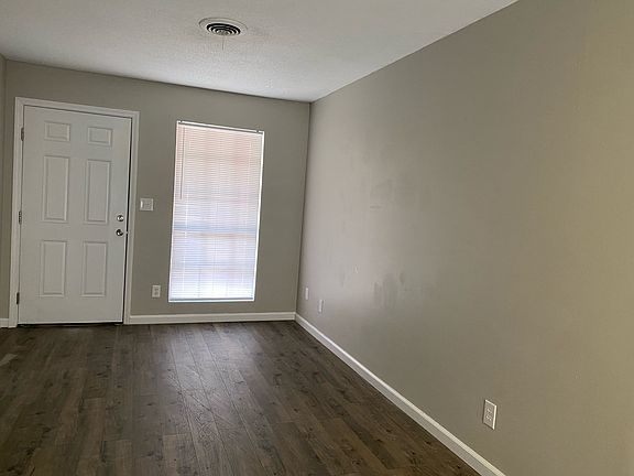 3rd image of 438 W Grand St #1