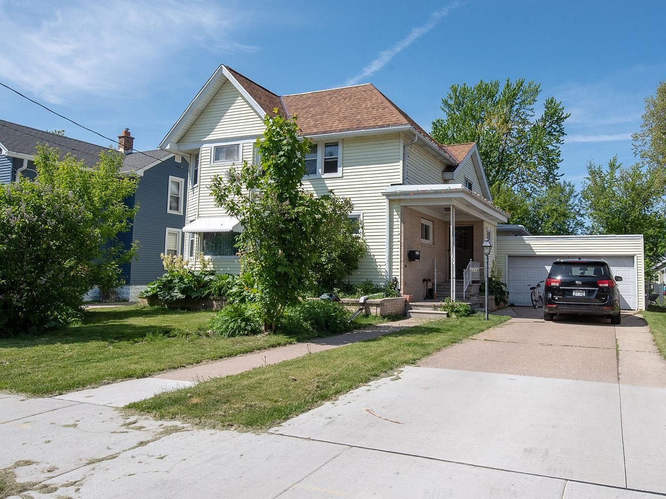 1118 Ceape Ave, Oshkosh, WI 54901 Zillow