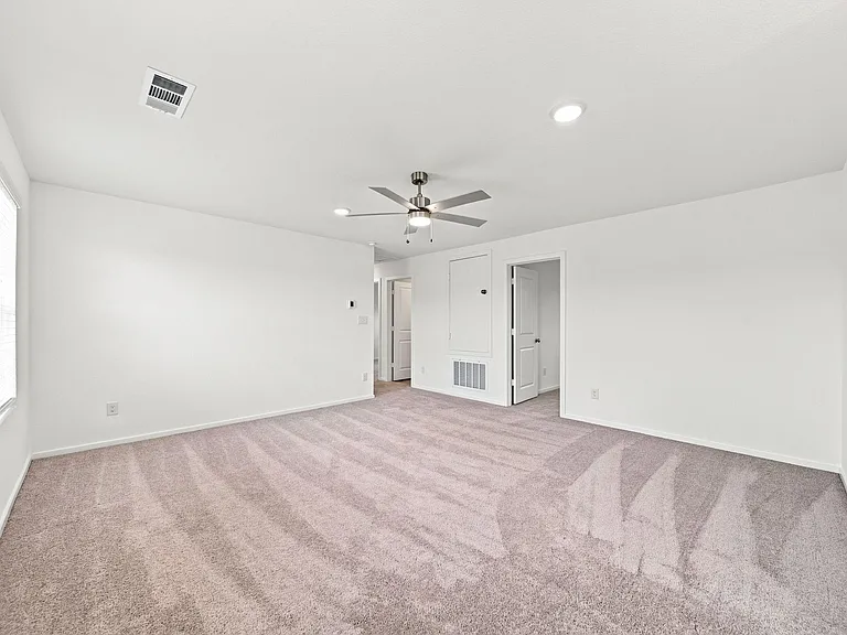 618 Amber Falls Dr — Photo 14
