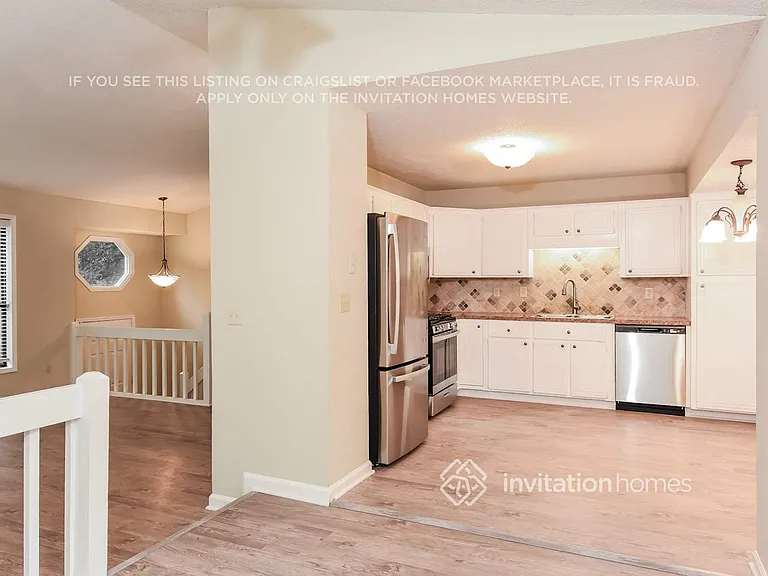 6198 Brookside Ln — Photo 7