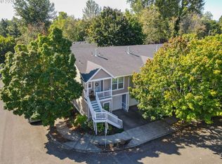 346 NE Roth St, Portland, OR 97211