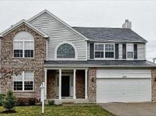 1848 Apple Valley Dr, Wauconda, IL 60084