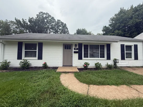 9857 Dennis Dr, Saint Louis, MO 63136
