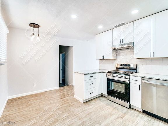 5th image of 1817 Burke Dr