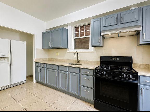 5th image of 2314 Barnes Ave Floor 1