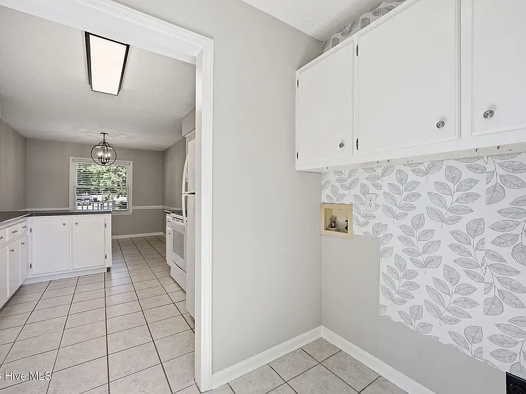 2117 Canyon Dr — Photo 26