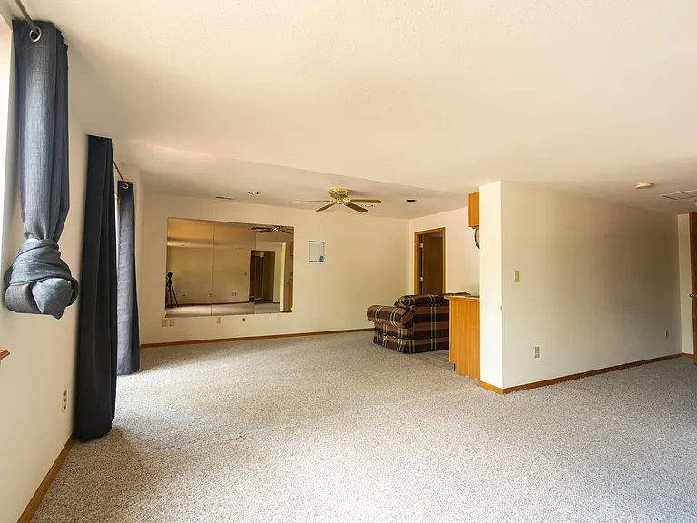 1360 Pinon Ridge Ct — Photo 37