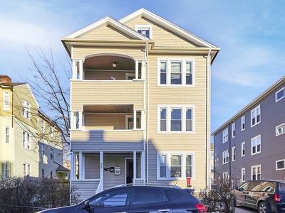 35 Arthur St, Worcester, MA, 01604
