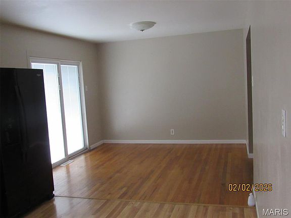 5th image of 245 Alma Dr