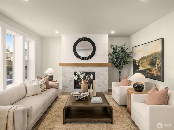 14806 NE 149th Place #19, Woodinville, WA 98072