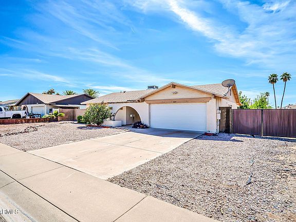 4th image of 3827 W MURIEL Drive