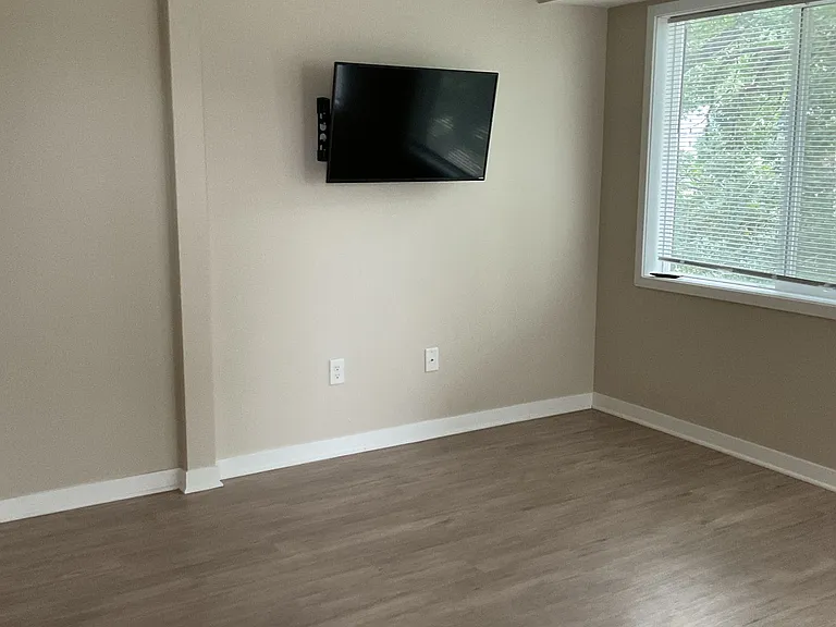 3107 4th St SE — Photo 5
