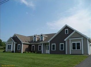 59 Peruvian Way, Bangor, ME 04401