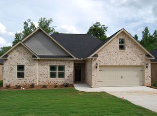 150 Summer Grove Ln, Macon, GA 31206
