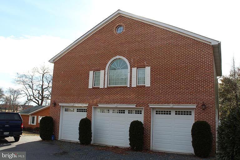 1st image of 48188 Mulberry Ln