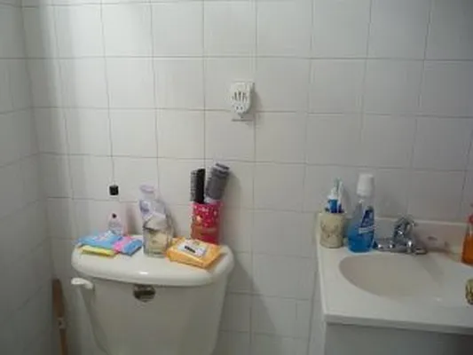 Rented by Picture Realty Inc. | media 32