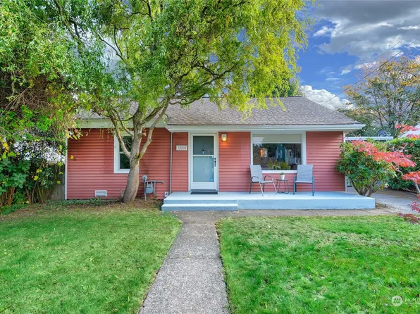 12034 78th Avenue S, Seattle, WA 98178