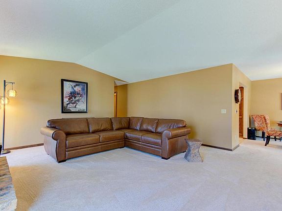 4th image of 2790 Robinwood Way