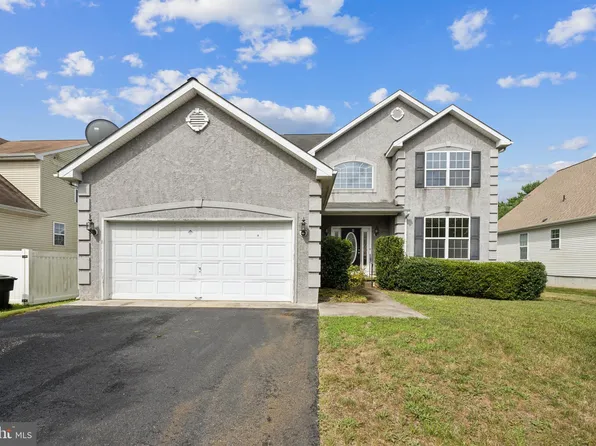 4 Concord Blvd, Sicklerville, NJ 08081