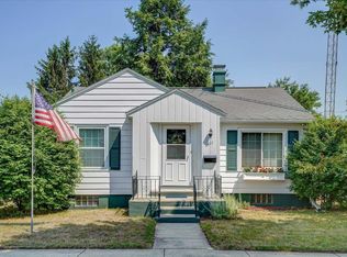 411 W Burns St, Portage, WI 53901