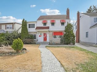 6 Garden Ct, Garfield City, NJ 07026