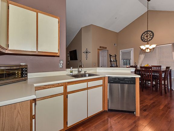 5th image of 5313 Tudor Dr