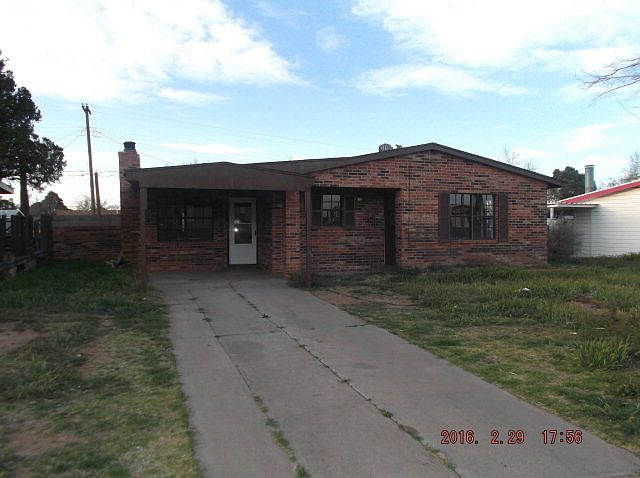 1st image of 513 E 43rd St