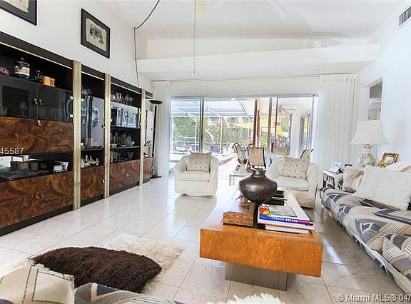 5th image of 2385 Arch Creek Dr