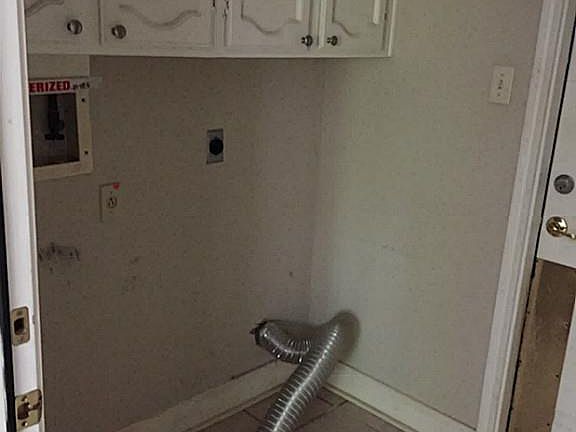 5th image of 301 Stonewall Dr