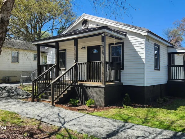 39 E 7th St, Greenville, SC 29611