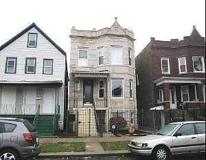 1st image of 3521 W Dickens Ave